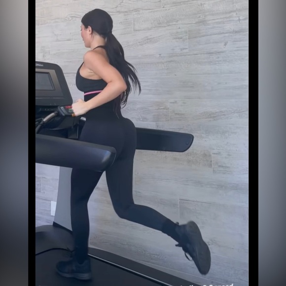 APL Sneakers - Picture 8 of 8